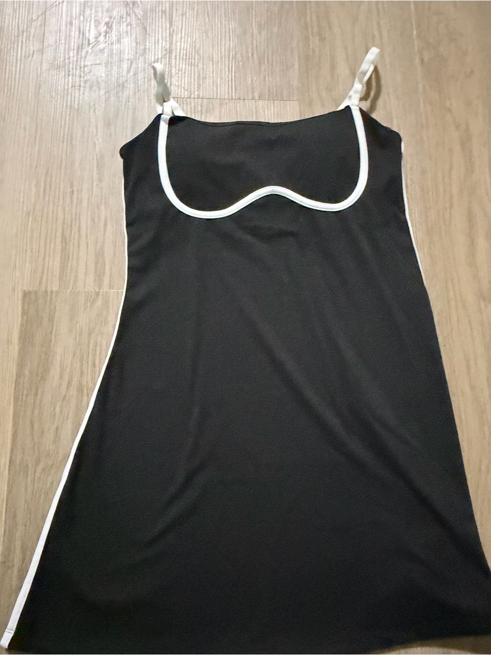 ALO Yoga Black Mini Dress with White Trim - Picture 2 of 4